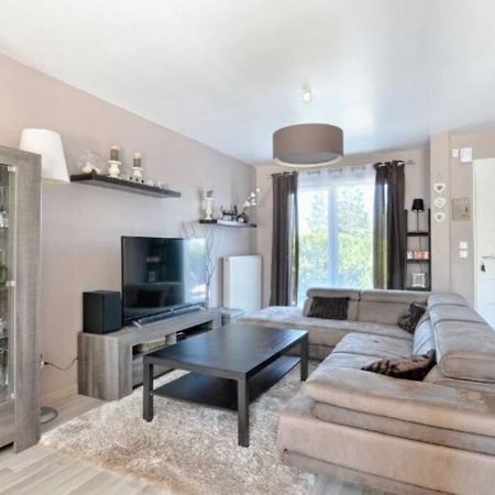 Maison 120 M² A Vigy מראה חיצוני תמונה