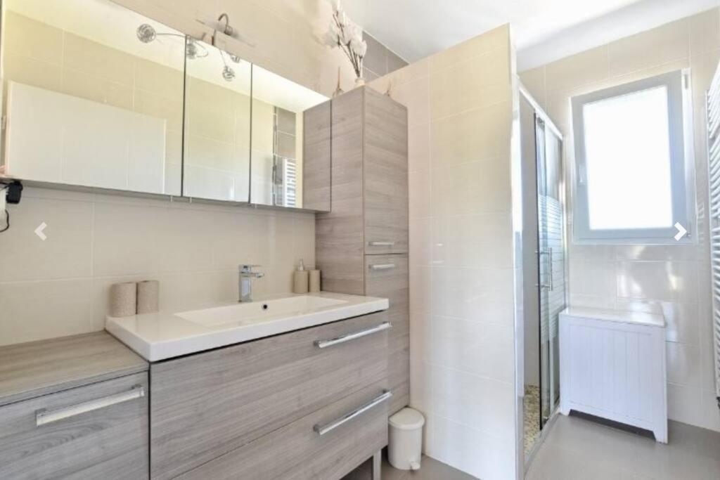 Maison 120 M² A Vigy מראה חיצוני תמונה