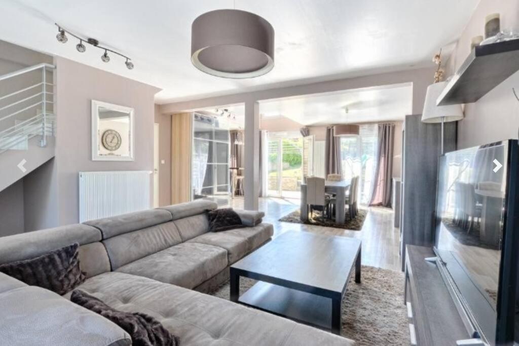 Maison 120 M² A Vigy מראה חיצוני תמונה